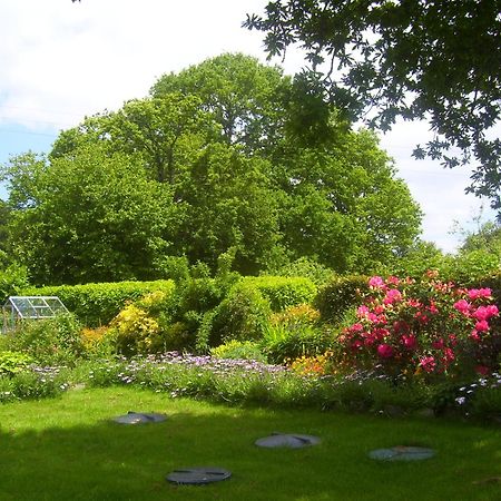 Le Boterff Gites Et Camping Saint-Mayeux Екстер'єр фото